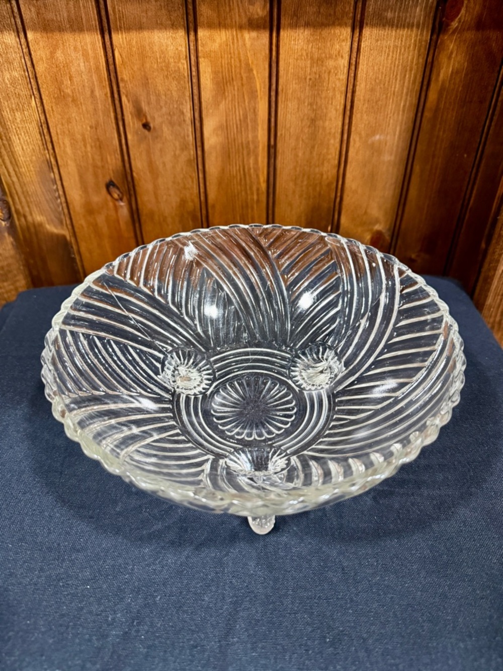 Vintage Anchor Hocking Clear Pressed Glass Footed Serving Bowl 8”